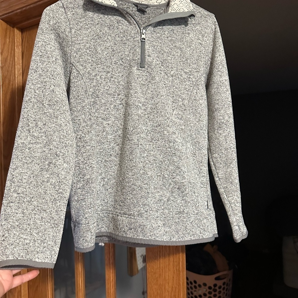 Like new!! Eddie Bauer Gray Women's Sweater